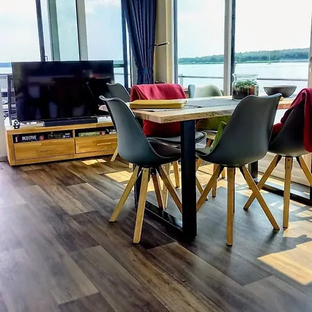 ספינת מלון Hausboot Milan - Lp9 Laasow