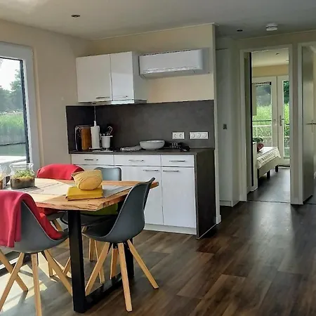 ספינת מלון Hausboot Milan - Lp9 Laasow