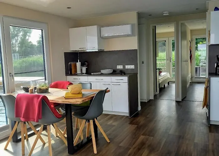 Botel Hausboot Milan - Lp9 Vetschau